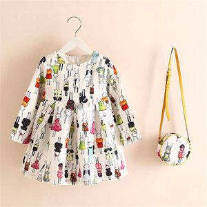 女の子のドレス幼稚園の春のブランド子供のための子供たちの衣装のための衣装の衣装キャラクターの王女とバッグ210615