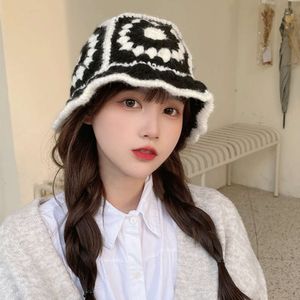 hat Yafeng fisherman hat autumn and winter net red cute versatile basin french small fragrance knitted female