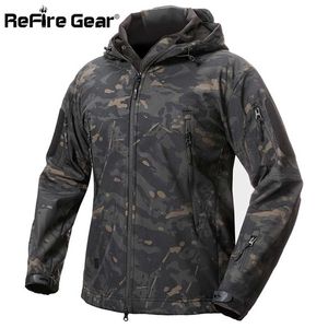 ReFire Gear Shark Skin Soft Shell Tactical Military Jacket Men Waterproof Fleece Coat Army Clothes Camouflage Windbreaker 211110