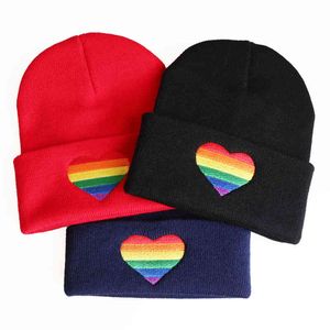 Homosexuell regnbåge kärlek hjärta broderi stickade hattar beani hattar män kvinnor vinter varm svart knit cap skulli julklapp