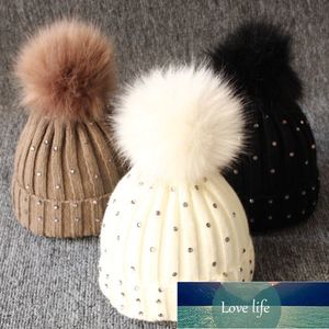 Dziewczyny Piękny Kintted Pompon Faules Boy Winter Caps Baby Warm Fur Cekiny Knit Beanie Newborn Hat Fleece Crochet Caps Cena fabryczna Ekspert Projekt Quality Najnowsze