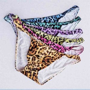 Män Briefs Underkläder Sexiga Leopard Print Briefs Bulge Pouch Män Bikini Jockstrap Låg midja Andningsbara Gay Underbyxor Man HT033 210730