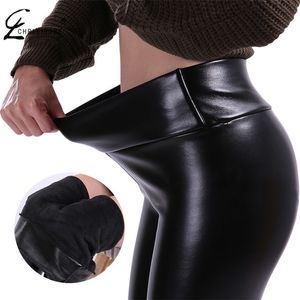 Chleisure kobiety zimowe skórzane spodnie Ciepłe aksamitne spodnie wysokiej talii spodnie grube stretch pantalon femme 210925