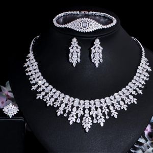 Серьги Ожерелье Cwwzircons 4 шт. TassEL Drop Cubic Zirconia Big Wedding Bance Dubai White Gold Bridal Party Costume Ювелирные Изделия T600