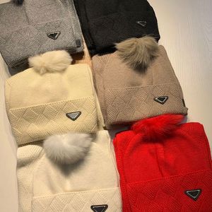 High quality classic knitted scarf hat suit designer winter warm scarfs ladies men hats street trend