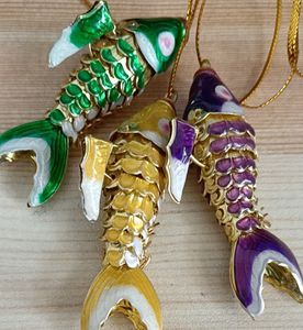 2 Rozmiar Emalia Żywa Huśtawka Koi Charm Keychain z pudełkiem Chiński Cloisonne Kolorowe Karp Fish Wisiorek Kluczowe Łańcuchy Dla Kobiet Dzieci Prezenty