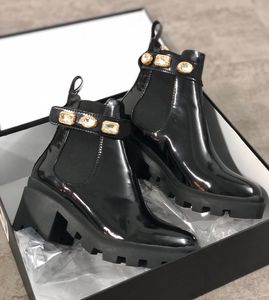 Designer mulheres botas de neve de inverno martin deserto bota flamingos amor medalha de flecha 100% real de couro grosso US5-11 Sapatos de inverno