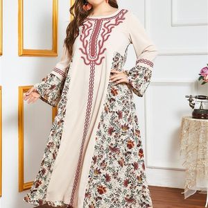 Siskakia Ethnic Embroidered Patchwork Maxi Dress Loose Plus Size O Neck Full Sleeve Muslim Arabic Clothes for Women Autumn 210309
