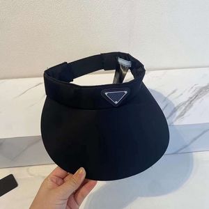 2021 New Sun Hat Women Designer Cap Visor Summer Caps Hats Mens Bucket Hat Fashion Top Empty Hut Designers Outdoor Adjustable D217101F