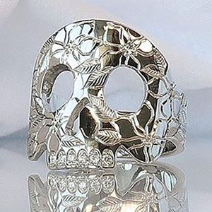 Wedding Rings Luxury Male Female Crystal Hollow Skull Ring Charm Silver Color Engagement Punk White Zircon For Women Men