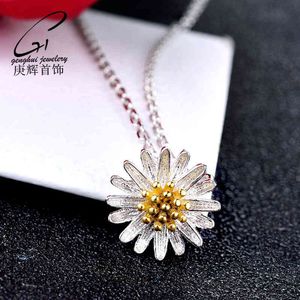 925 Ayar Gümüş Kolye Kore Versiyonu Küçük Daisy Kolye Krizantem Kadın Altın Ayçiçeği Takı Patlama