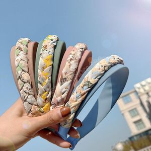 Moda Taze Hairband Bantlar El Yapımı Örgü Şapkalar Yumuşak Çiçek Türban Yetişkin En Kaliteli Saç Aksesuarları Toptan