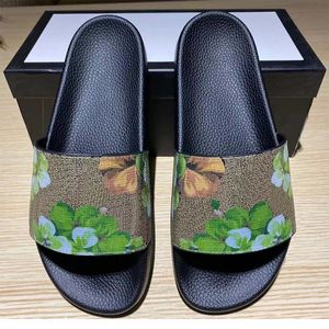 Women slipper Fashion Designers Flat Slides Flip Flops Summer Outdoor Navy Loafers Bath Shoes Beachwear Slippers With Original Box