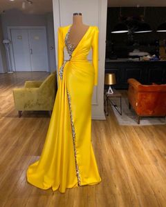Yellow Mermaid Formal Prom Dresses Long Sleeves Shiny Crystals Beaded V Neck Evening Dress Party Gowns Full Length