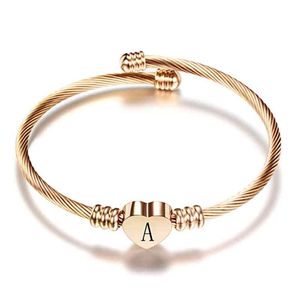Rose Gold Color Stainls Steel Coração Bracelete pulseira com letra moda inicial alfabeto encantos pulseiras para mulheres
