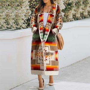 Mulheres Elegante Cópia Geométrica Capuz Botão Botão Botão Bolso Quente Longo Cardigan Mujer Outono Inverno Vintage Overcoat Stroid 211019