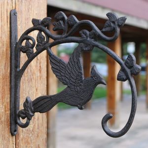 2 Pieces Cast Iron Fly Bird Wall Mounted Bracket Garden Yard Home Decor Retro Metal Hook for Hanging Flower Pot Birdcage Tools Vintage Brown