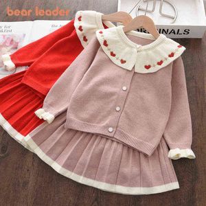 Bear Leader Baby Girls Sweater Clothing Sets Ruffles Solid Color Casual Top Suspender Pleated Skirt Christmas Party Clothing Y220310