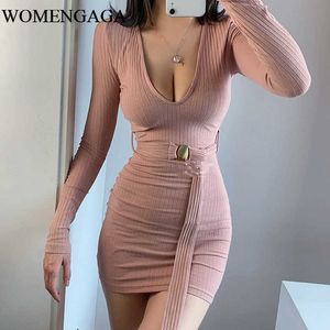 Womengaga Jesień Temperament Odchudzanie Głębokie Dekolt Low-Cut Talia Długi Rękaw Hip Bloting Mini Dress + (Pas) G11C 210603