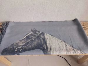 Luxury designer 50%cashmere 50% wool blanket fabrics fashion horse pattern blankets shawl soft and comfortable material size is 150*200cm for Christmas gifts