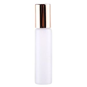 Partihandel Hot Refillable 10ml Roll On Frostat Glass Fragrance Parfymflaskor Stål Metall Roller Ball Essential Oljeflaska