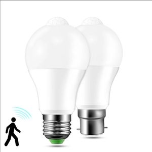 PIR Motion Sensor Lampy Lampy 9 W 12W 15W E27 E26 LED Żarówka AC85-265vled Night Light dla Corridor Aisle Schody Balkon Lampada