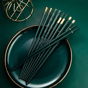 Comer Con Palillos al por mayor-Palillos Chinos Japoneses Para Comer Metal Reutilizable Cocina Coreana Conjunto De Acero Inoxidable Aleación Sushi Sticks
