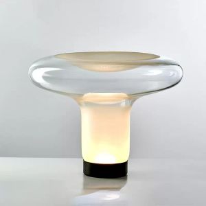 Северный светодиодный настольный лампы дизайнерские стекла простые столы света для гостиной спальня исследование креативные рядом