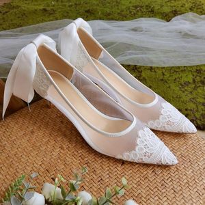 Elbise Ayakkabı Yaz Dantel Sapanlar Beyaz Sivri Sığ Ağız Yüksek Topuk Gelin Düğün Ziyafet Küçük Boy Vahşi Kadınlar Tek