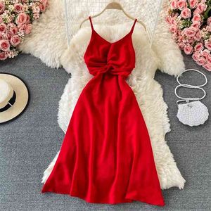 赤いドレス女性夏のファッションVネックスパゲッティストラップツイストフロントバック蝶ネクタッシュサッシスリムAラインセクシーパーティービーチMIDI 210603