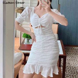 Vintage White Dress Woman Summer Backless Puff Sleeve Bodycon Boho Bandage Slim High Waist Party es Runway 210603