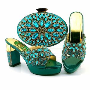 Vackra Teal Kvinnor Pumpar och Bag Set med Big Crystal Style African Shoes Match Handväska För Klänning CP6002, Heel 10.5cm