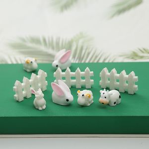 20st Components Stil Söt Kanin Påsk Dekoration Miniatyr Staket Dairy Cow Hare Animal Figurine Resin Craft Mini Bunny Garden Ornament