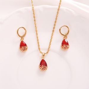 Hängsmycke Halsband Stud Örhängen Vattendroppe Kvinna 24K Fine Gold CZ Women Smycken Red Crystal Set Luxury