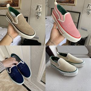 Tenis 1977 Sneakers Slip-on Luxurys ayakkabı Beyaz Pembe Elma Klasik Vintage Koşucu Eğitmenler Skate ACE Designer Bayan Günlük Ayakkabılar