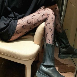 Sexiga Kvinnors Fishnet Tights With Moon Pattern Mesh Pantyhose Nylons Medias Söt Lolita Collant Hosiery Gothic Street Fish Net X0521