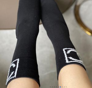 Classic Elastic Cotton Socks Stockings For Women Fashion Designer Autumn Winter Ladies Girls Hosierys streetwear Sports Sock Stocking hosiery Dropship