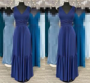 2021 Koyu Mavi Gelinlik Modelleri V Boyun Askıları Şifon Dantelli Pleats Custom Made Beach Düğün Hizmetçi Onur Elbise Vestidos