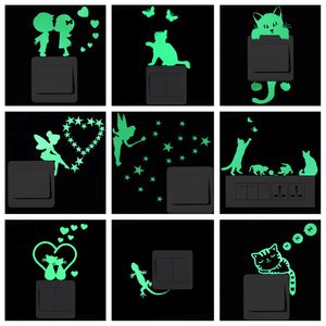 Luminous Cartoon Switch Naklejki Blask W Dark Cat Naklejki Fluorescencyjne Fairy Księżyc Gwiazdy Kid Room Decoration Home Decor