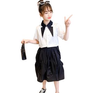 Teen Mädchen Kleidung Brief Tshirt + Kurzer Kinderkleidung für Patchwork Outfit Casual Stil Tuch 210528