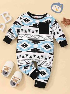 Baby geo print patched pocket jumpsuit hon