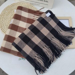 Sciarpe Sciarpa da coppia Caldo autunno e inverno Imitazione di cachemire Retro Nappa britannica Scialle scozzese lungo Collo alla moda