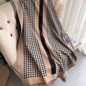 Scarf Neckerchief Scarves Imitation Cashmere Kvinnors Fashion Luftkonditionering Rum Sjal Tusentals Bird Grid Jacquard Elegant Lång Kort Skägg Tassel