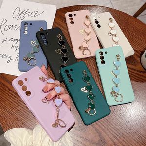 Love Heart Chain Wrist Bracelet Case For Samsung A32 A52 A72 A51 A71 4G S21 Plus S20 FE Note 20 Ultra Ins Style Soft Cover Shell