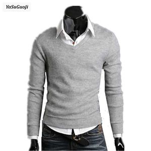 Yasuguoji Ny 2021 Höst Solid Färg V-Neck Casual Sweater Män Slim Fit Basic Pullover Män Pull Homme Storlek M-2XL 7-Colors TTS1 Y0907