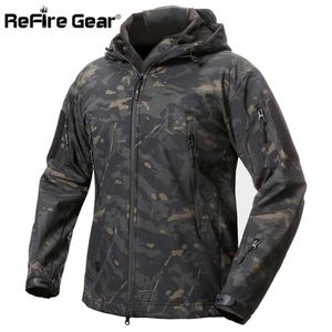 ReFire Gear Shark Skin Soft Shell Tactical Military Jacket Men Waterproof Fleece Coat Army Clothes Camouflage Windbreaker Jacket 210927