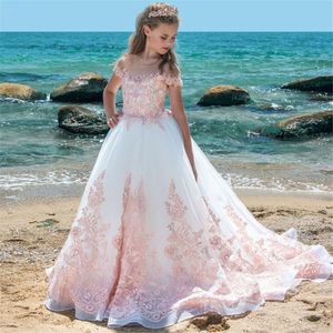 New Flower Girls Dresses High Quality Lace Appliques Beading Ball Gowns Beading Floor Length Pageant First Holy Communion Dresses
