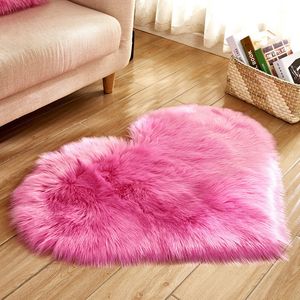 Plush Heart Shaped Mat 40*50cm 50*60cm Living Room Office Imitation Wool Carpet Bedroom Soft Home Non Slip Rugs