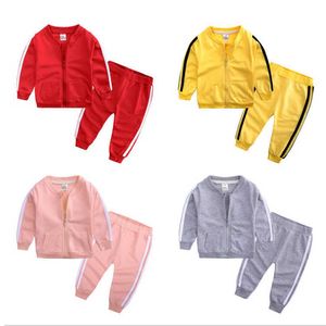 어린이 라운드 넥 슈트, INS Bruce Lee 스웨터, 카디건 + 바지, 소년과 소녀 2 조각 세트, 특별 가격 어린이 옷