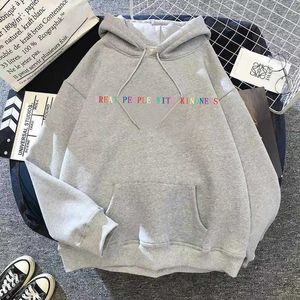 Vår avslappnad behandla människor med vänlighet S-3XL Kvinnor / Män Vintage Casual Punk Letter Hip Hop Hooded Sweatshirt Y0804